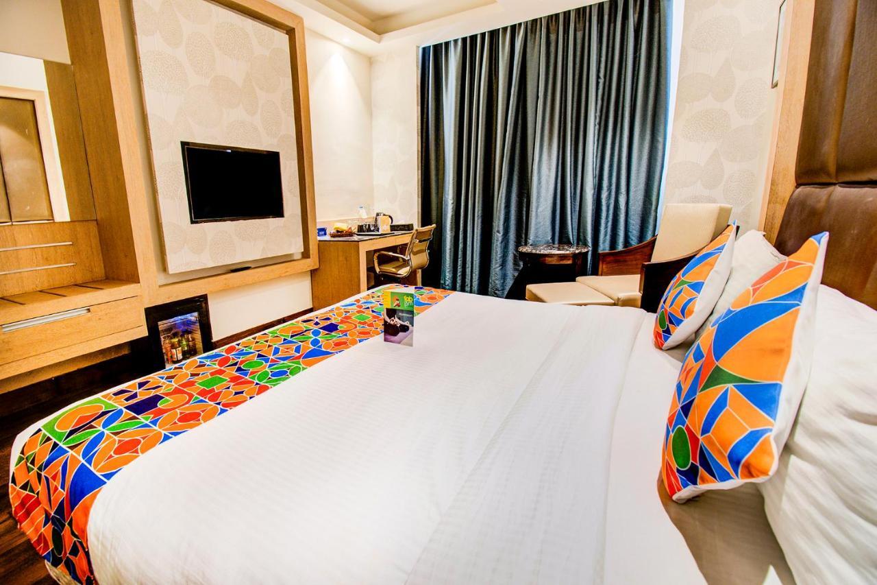 Fabhotel Prime V Hazratganj Lucknow Exterior photo
