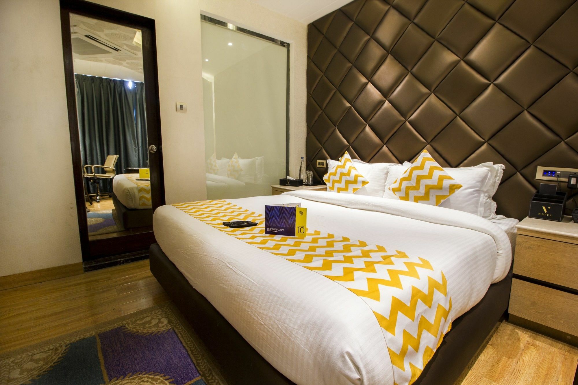 Fabhotel Prime V Hazratganj Lucknow Exterior photo